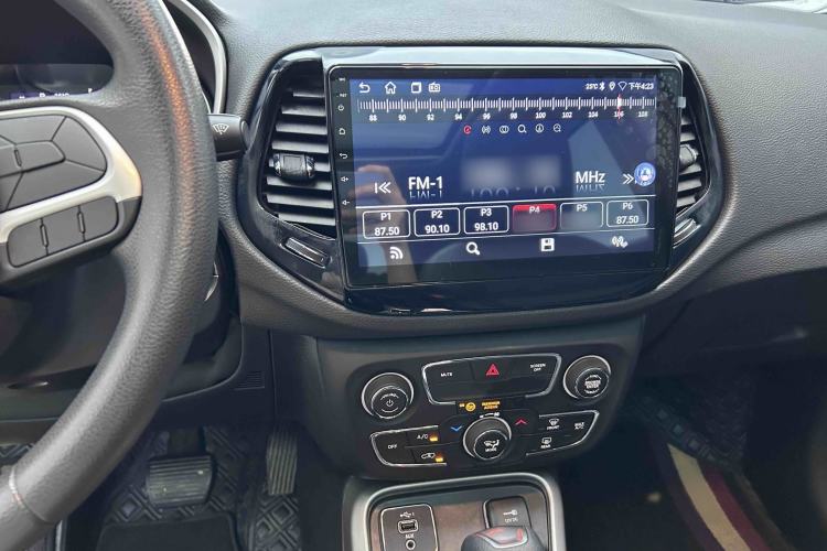 Used Jeep Compass 2020 220T Automatic Leading Edition Audio And AC Panel