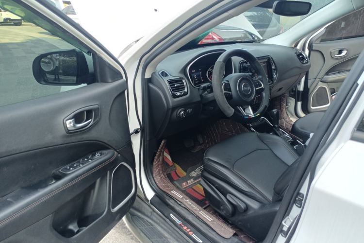 Used Jeep Compass 2020 220T Automatic Elite Edition Driver Seat