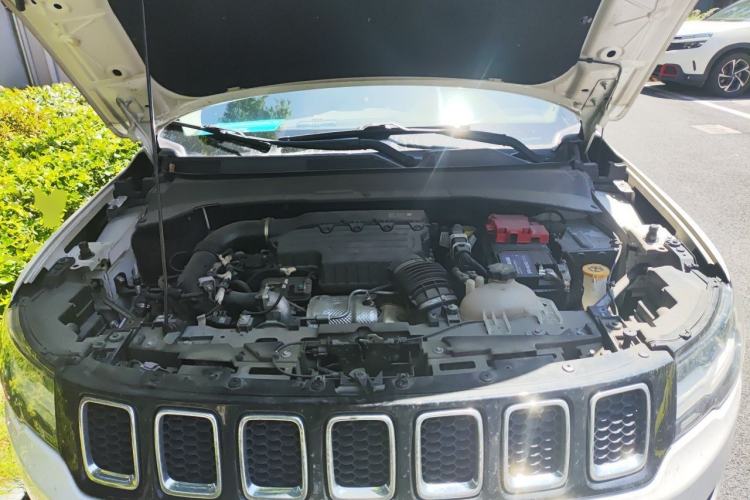 Used Jeep Compass 2020 220T Automatic Elite Edition Engine Bay