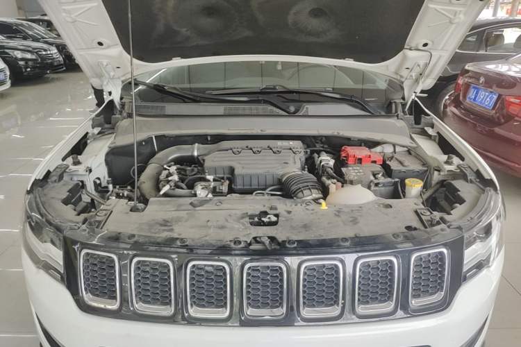 Used Jeep Compass 2020 220T Automatic Elite Edition Engine Bay