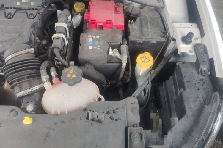 Used Jeep Compass 2020 220T Automatic Elite Edition Engine Bay Left