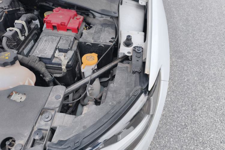 Used Jeep Compass 2020 220T Automatic Leading Edition Engine Bay Left
