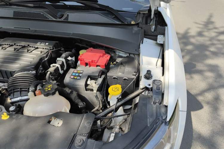 Used Jeep Compass 2020 220T Automatic Elite Edition Engine Bay Left