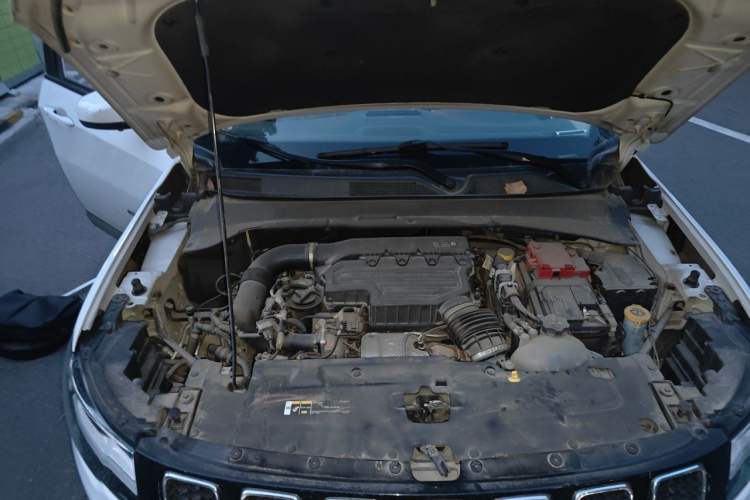 Used Jeep Compass 2020 220T Automatic Leading Edition Engine Bay