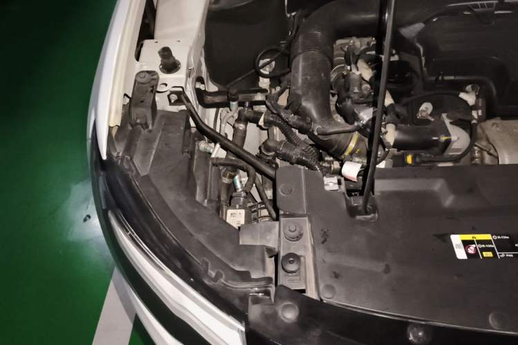 Used Jeep Compass 2020 220T Automatic Elite Edition Engine Bay Right