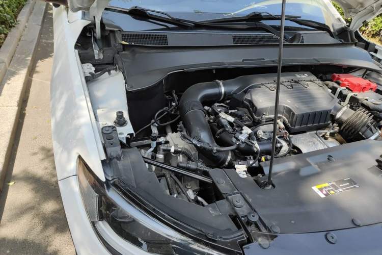 Used Jeep Compass 2020 220T Automatic Elite Edition Engine Bay Right