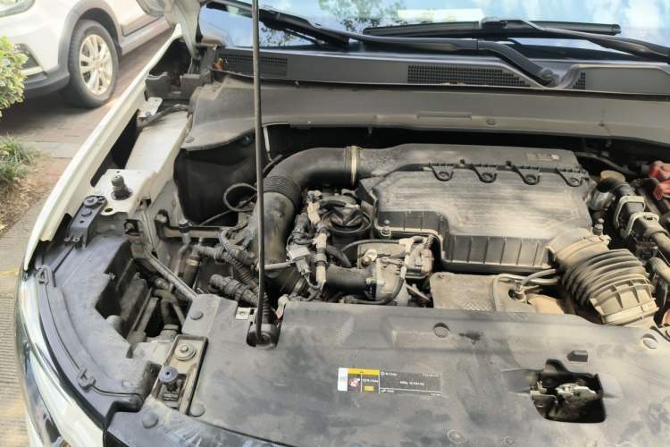 Used Jeep Compass 2020 220T Automatic Elite Edition Engine Bay Right