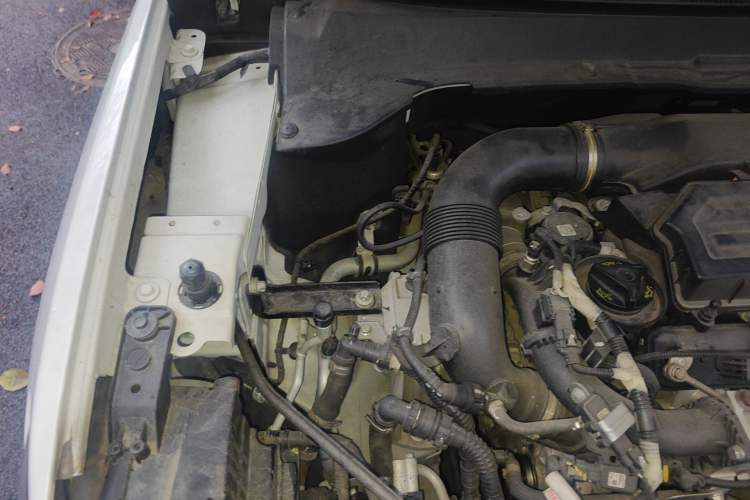 Used Jeep Compass 2020 220T Automatic Elite Edition Engine Bay Right