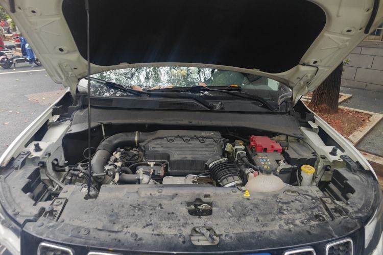 Used Jeep Compass 2020 220T Automatic Elite Edition Engine Bay