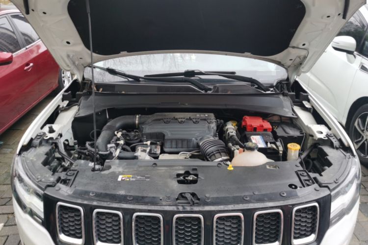 Used Jeep Compass 2020 220T Automatic Leading Edition Engine Bay