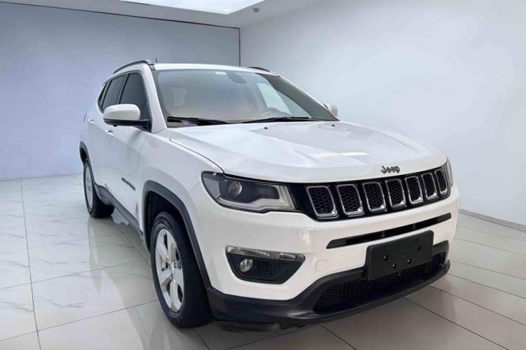 Used Jeep Compass 2020 220T Automatic Leading Edition Exterior 2