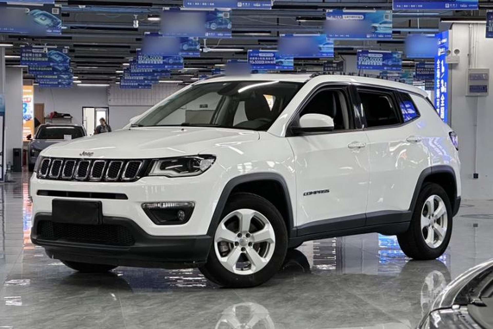 Used Jeep Compass 2020 220T Automatic Leading Edition Exterior 3