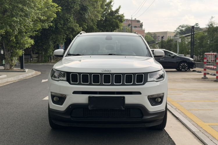 Used Jeep Compass 2020 220T Automatic Leading Edition Exterior 3