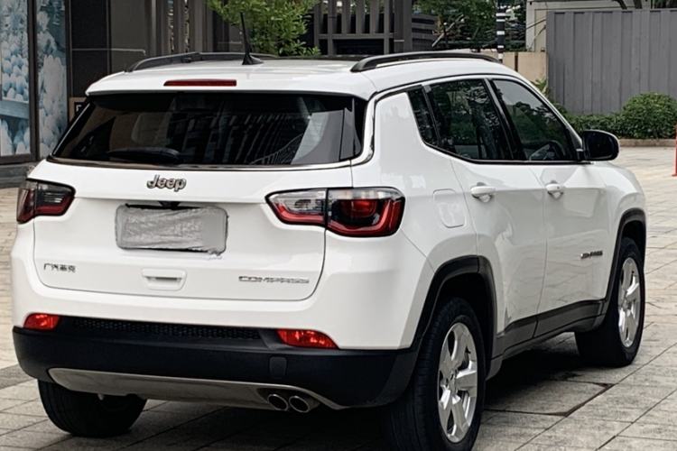 Used Jeep Compass 2020 220T Automatic Leading Edition Exterior 4