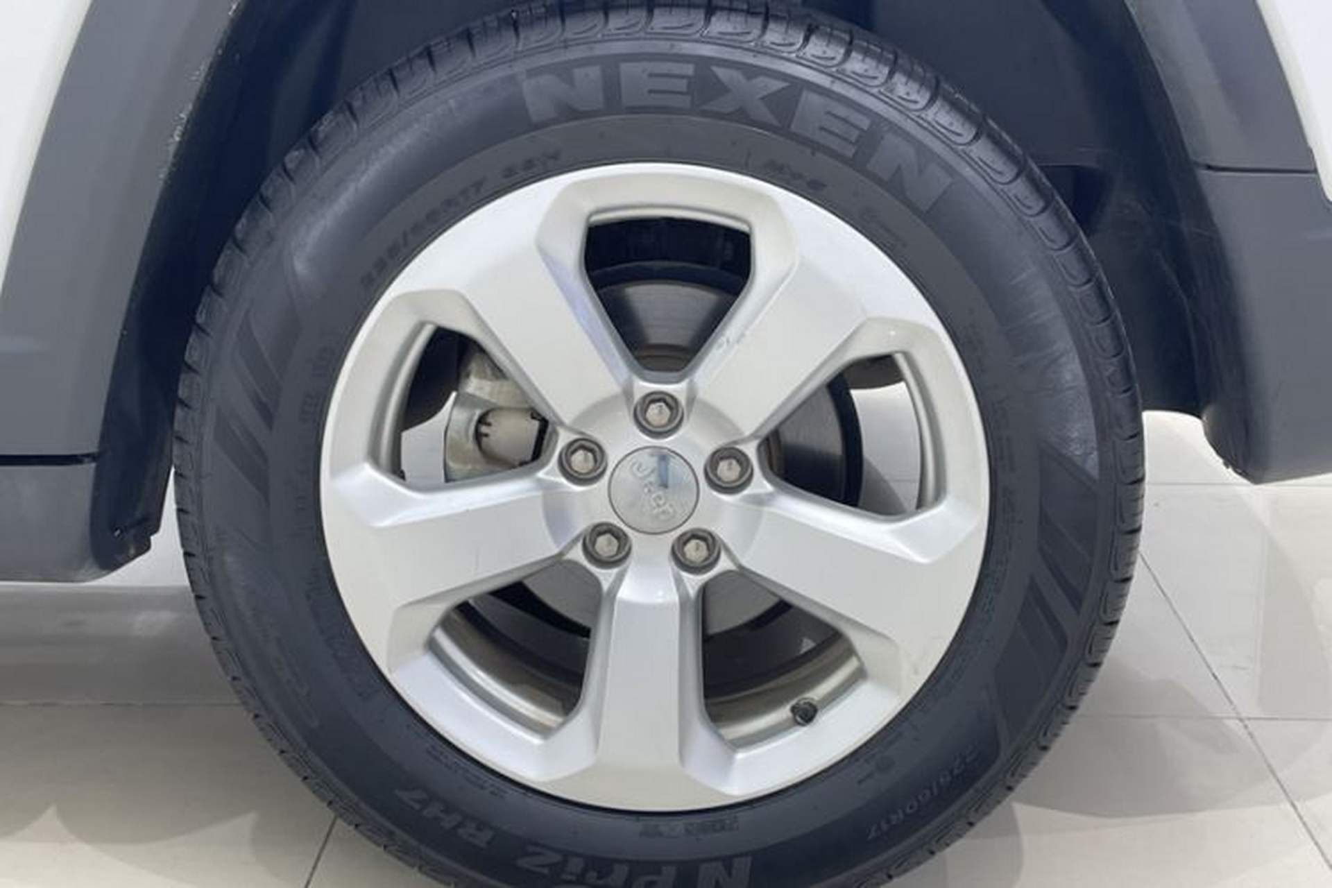 Used Jeep Compass 2020 220T Automatic Leading Edition Exterior 4