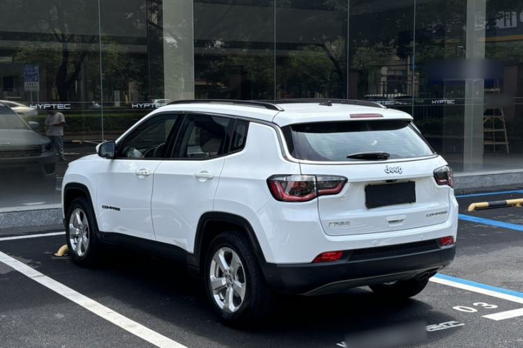 Used Jeep Compass 2020 220T Automatic Leading Edition Exterior 4