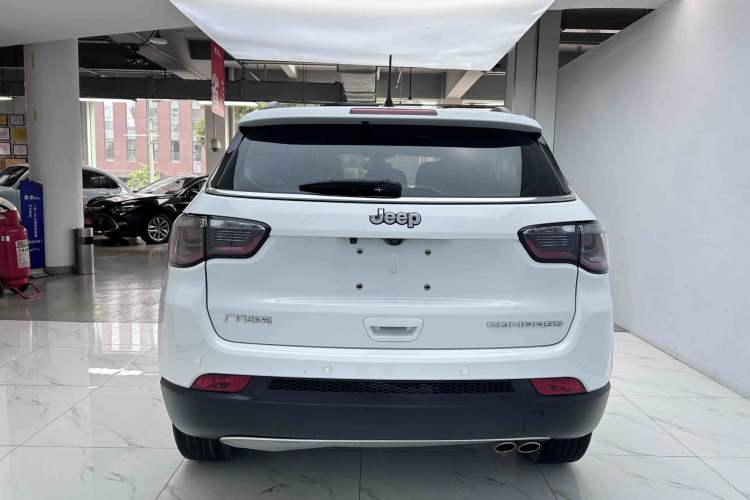 Used Jeep Compass 2020 220T Automatic Leading Edition Exterior 5