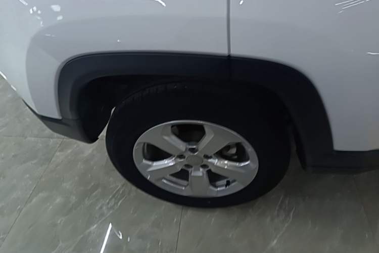 Used Jeep Compass 2020 220T Automatic Leading Edition Exterior 5
