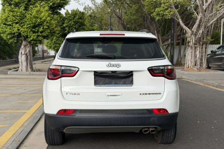 Used Jeep Compass 2020 220T Automatic Leading Edition Exterior 5