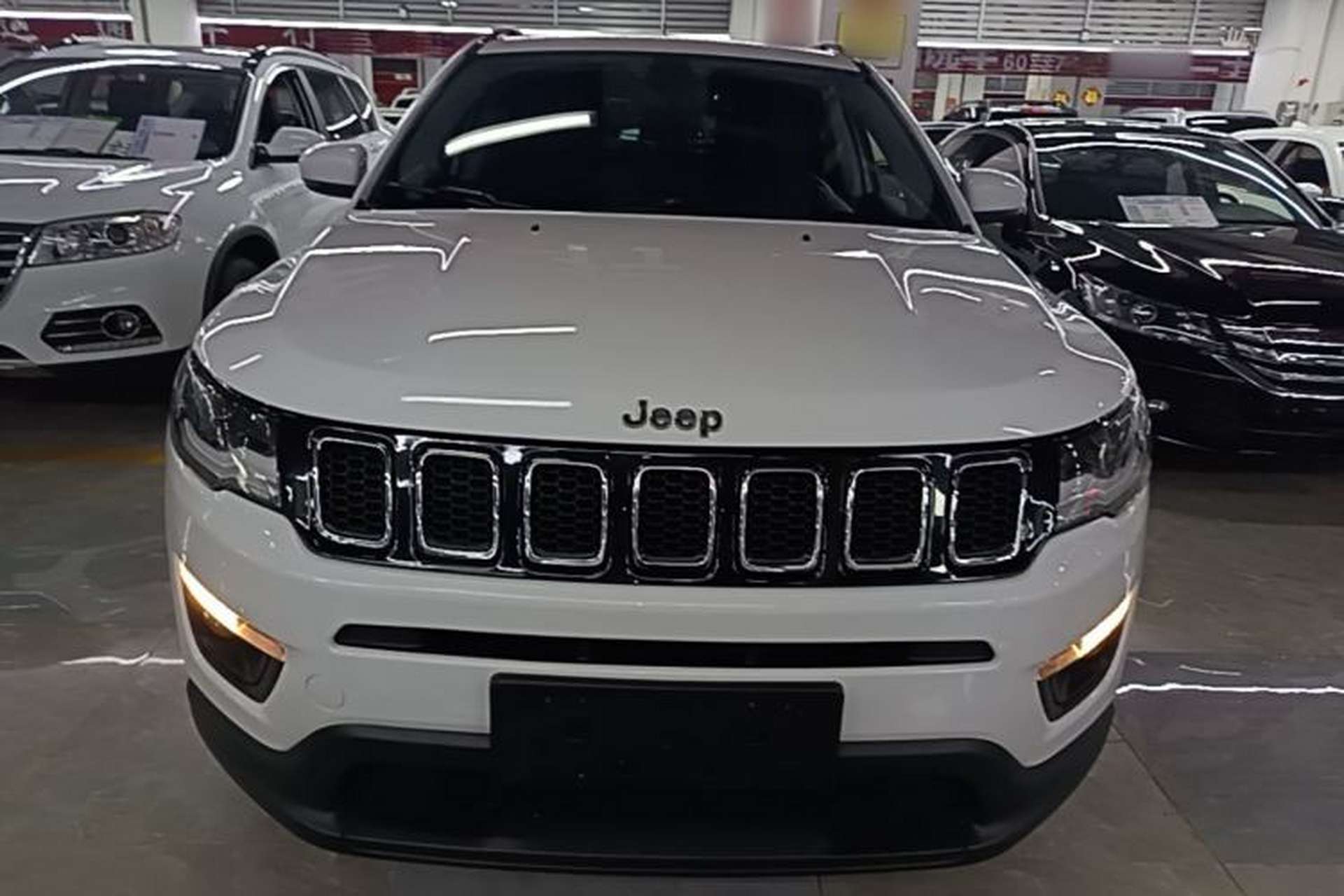 Used Jeep Compass 2020 220T Automatic Leading Edition Front