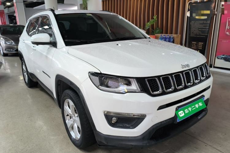 Used Jeep Compass 2020 220T Automatic Leading Edition Front Right 45 Deg