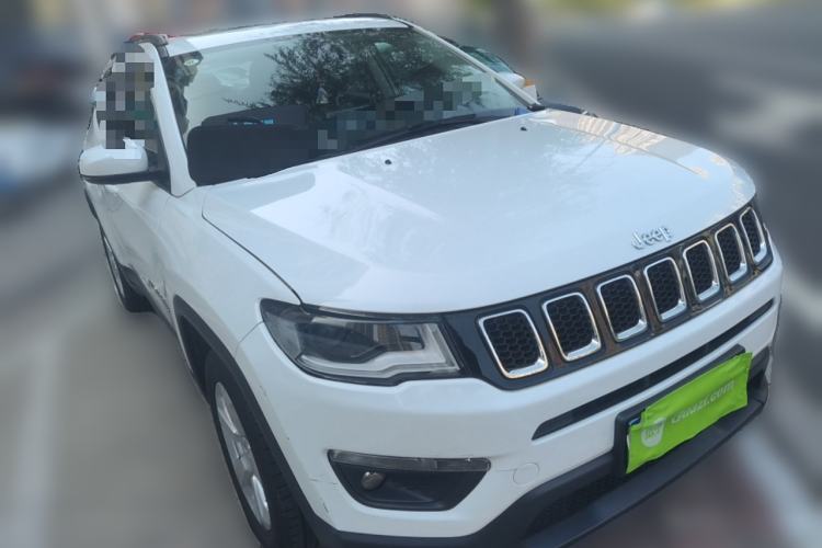 Used Jeep Compass 2020 220T Automatic Leading Edition Front Right 45 Deg