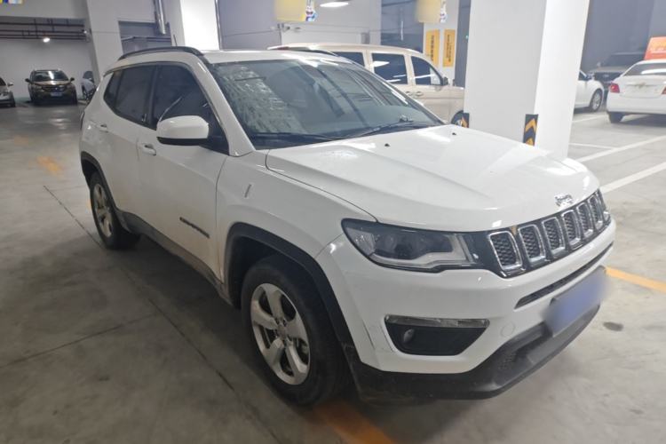 Used Jeep Compass 2020 220T Automatic Leading Edition Front Right 45 Deg
