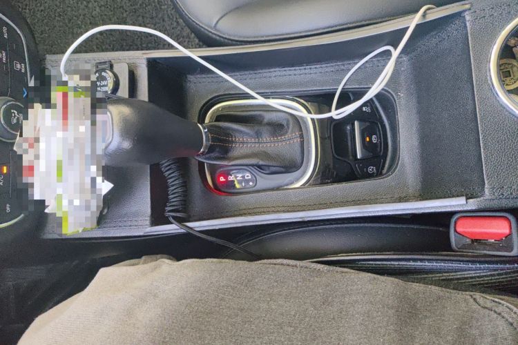 Used Jeep Compass 2020 220T Automatic Elite Edition Gear Lever