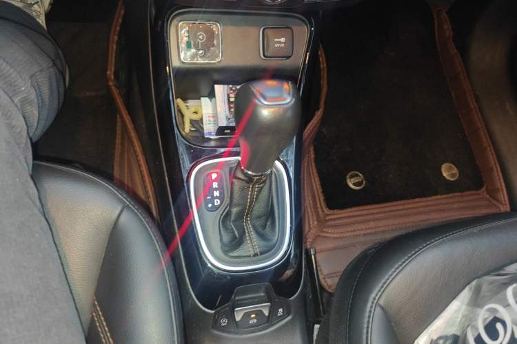 Used Jeep Compass 2020 220T Automatic Elite Edition Gear Lever