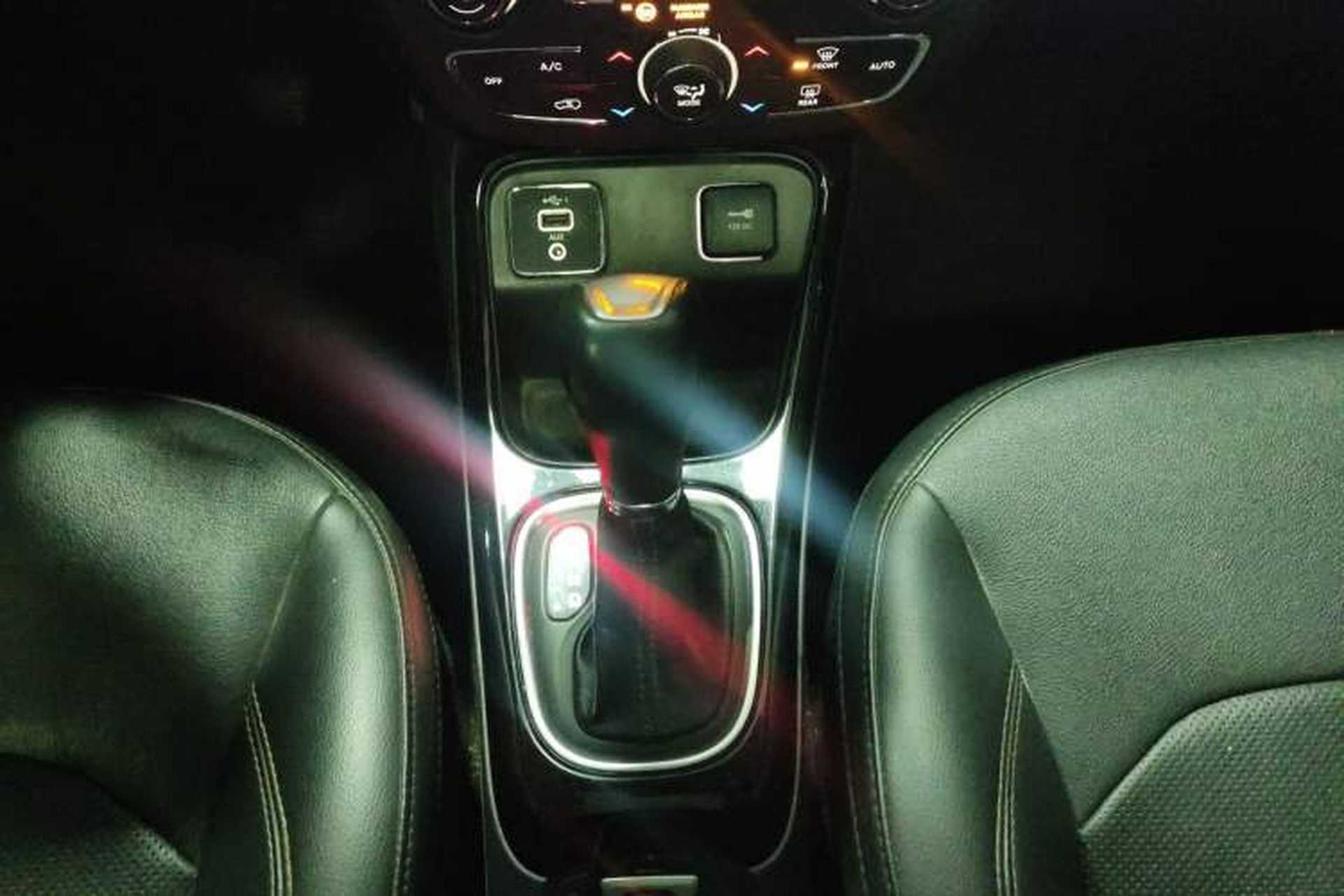 Used Jeep Compass 2020 220T Automatic Elite Edition Gear Lever