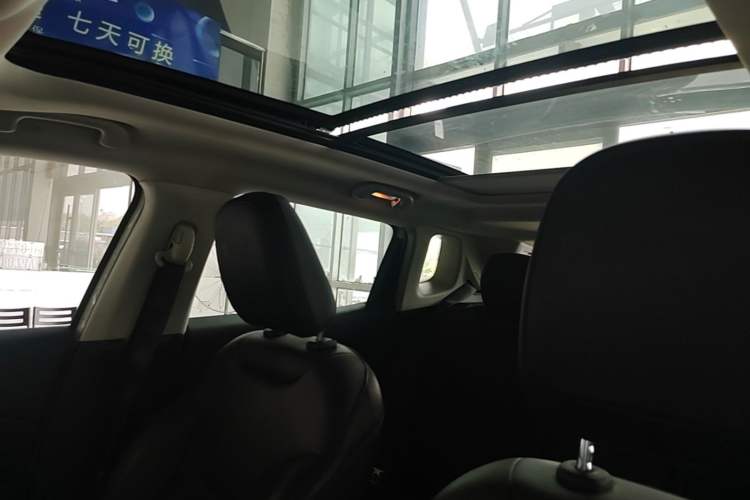 Used Jeep Compass 2020 220T Automatic Leading Edition Headliner