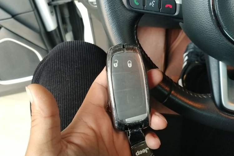 Used Jeep Compass 2020 220T Automatic Elite Edition Interior 1