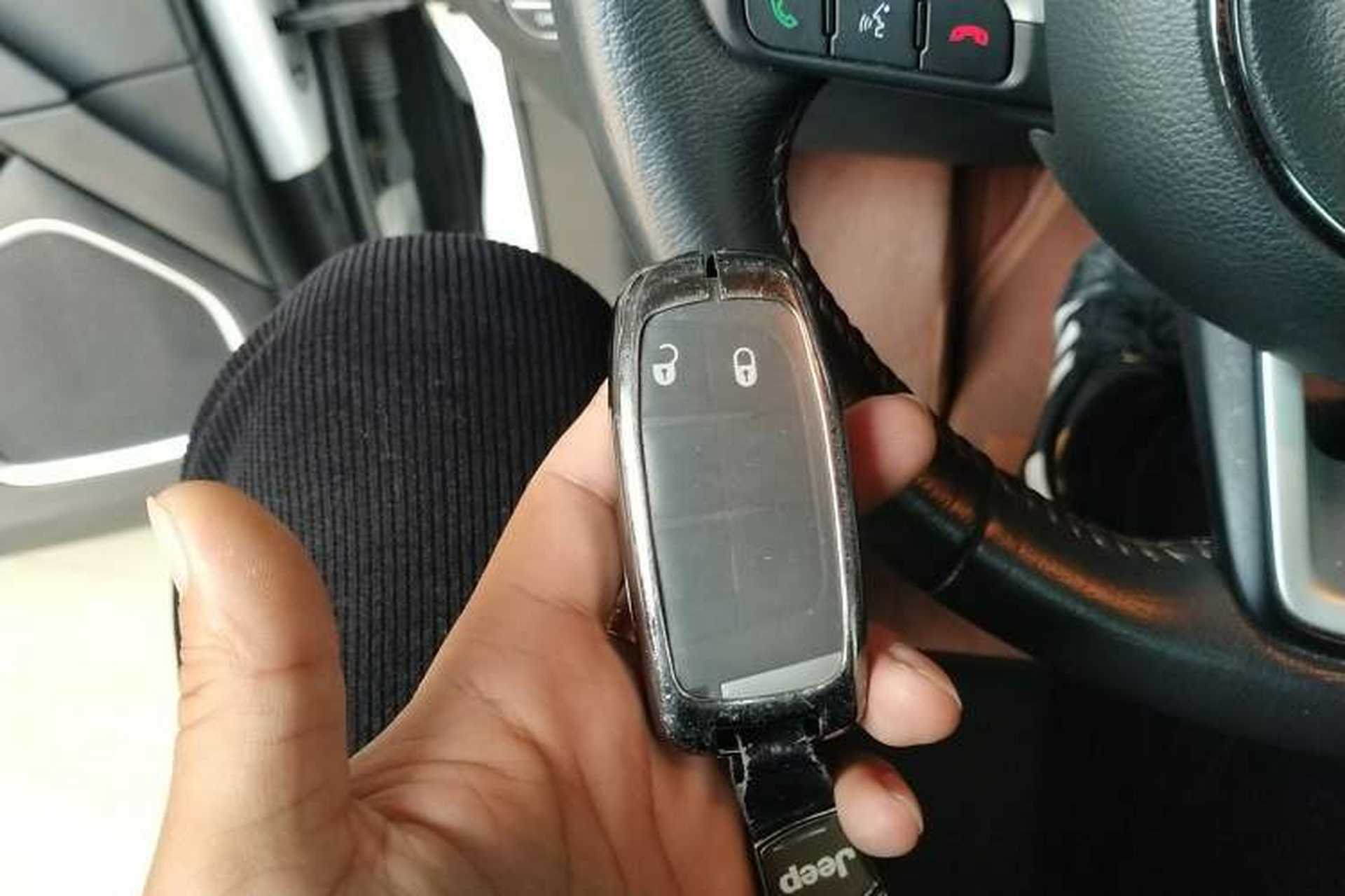 Used Jeep Compass 2020 220T Automatic Elite Edition Interior 1