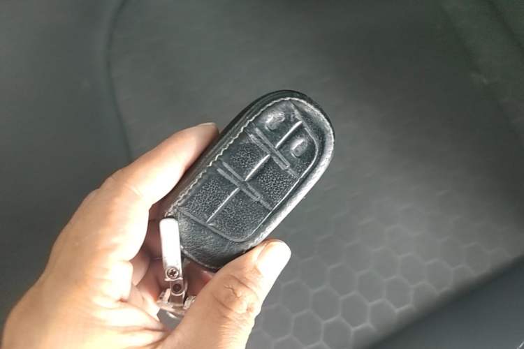 Used Jeep Compass 2020 220T Automatic Leading Edition Interior 1