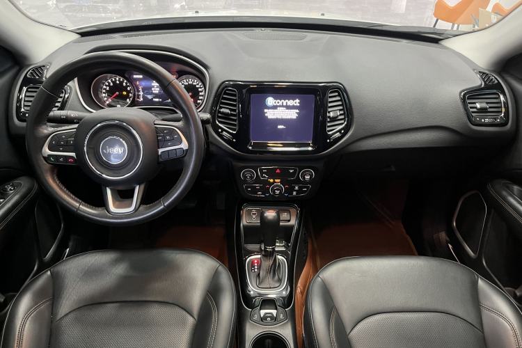 Used Jeep Compass 2020 220T Automatic Elite Edition Interior 2