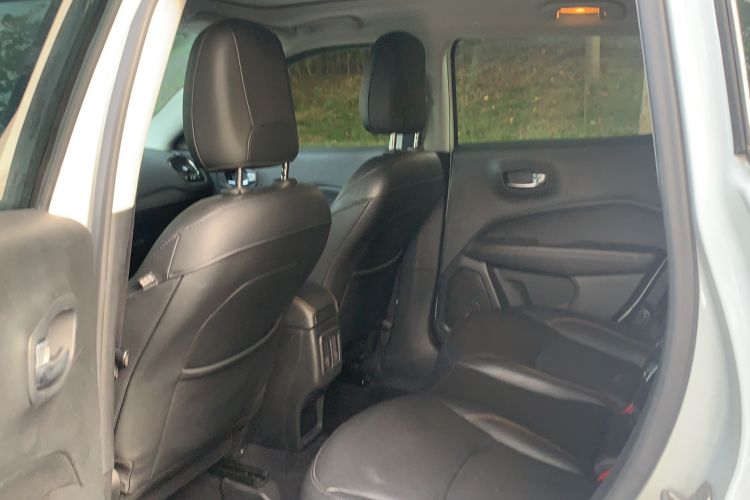 Used Jeep Compass 2020 220T Automatic Elite Edition Interior 2