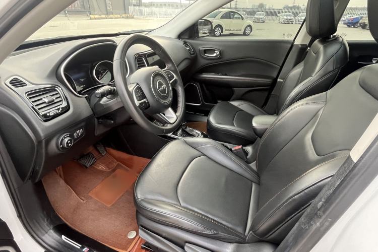 Used Jeep Compass 2020 220T Automatic Elite Edition Interior 2