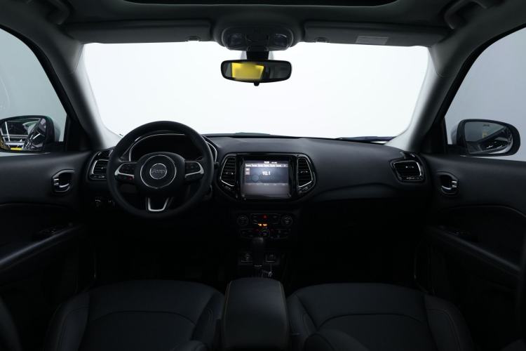 Used Jeep Compass 2020 220T Automatic Elite Edition Interior 4