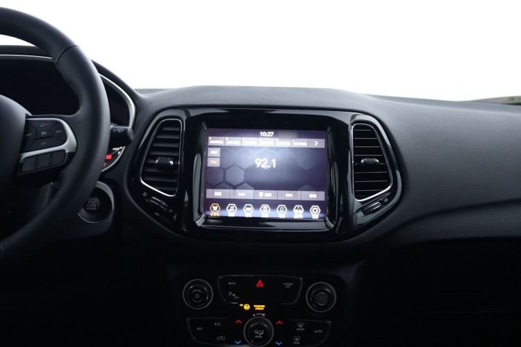 Used Jeep Compass 2020 220T Automatic Elite Edition Interior 7