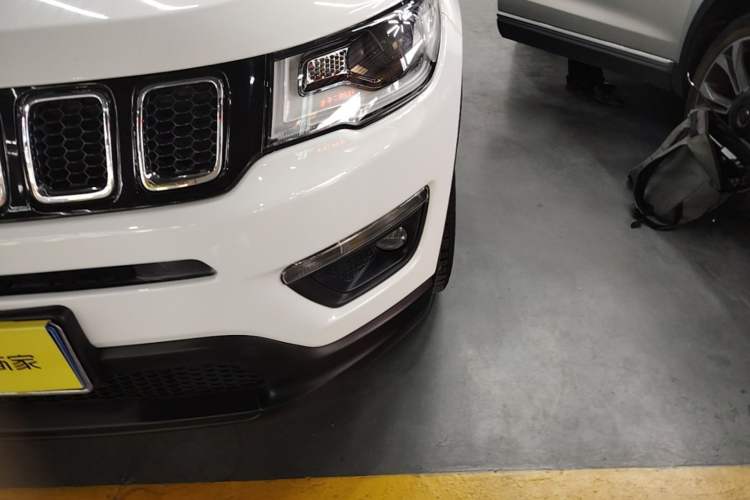 Used Jeep Compass 2020 220T Automatic Leading Edition Left Front Headlight