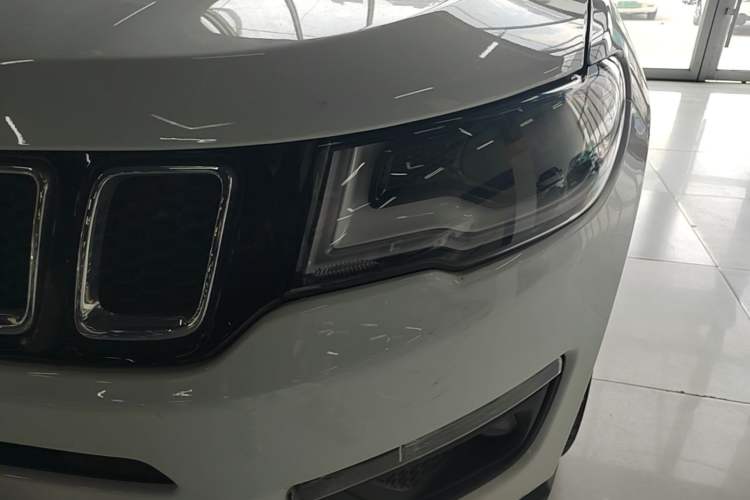 Used Jeep Compass 2020 220T Automatic Leading Edition Left Front Headlight