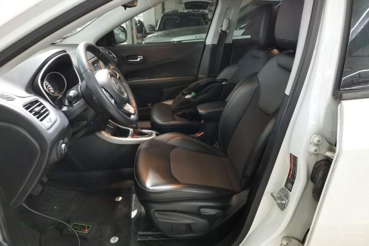 Used Jeep Compass 2020 220T Automatic Leading Edition Left Front Seat