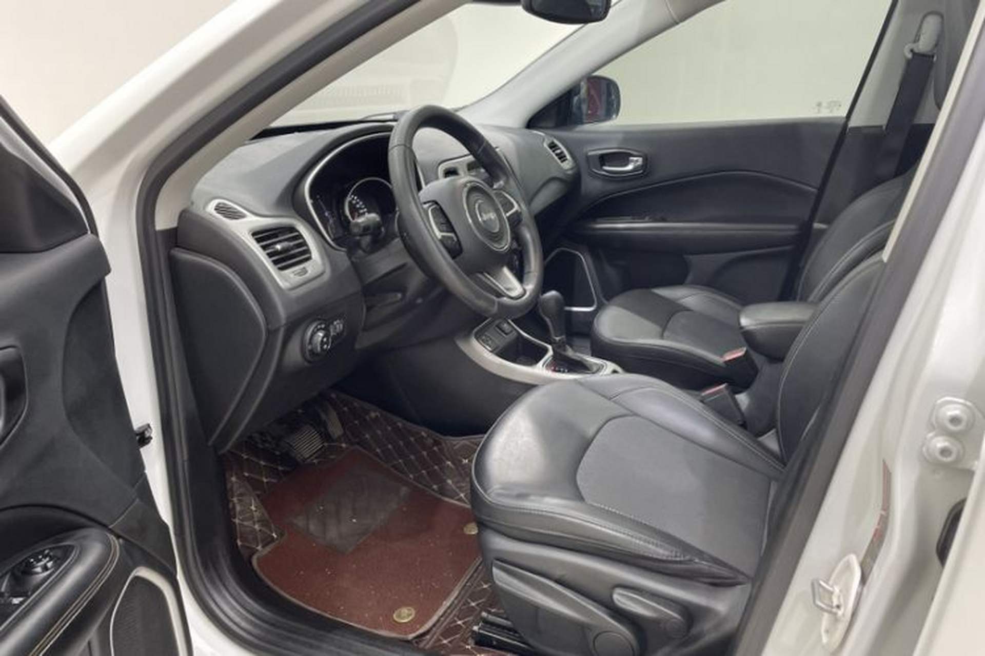 Used Jeep Compass 2020 220T Automatic Leading Edition Left Front Seat