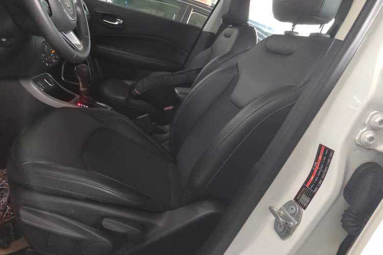 Used Jeep Compass 2020 220T Automatic Leading Edition Left Front Seat