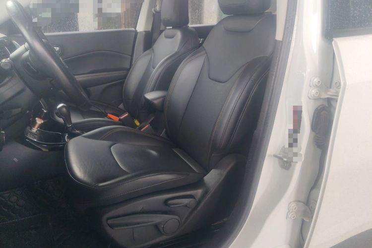 Used Jeep Compass 2020 220T Automatic Elite Edition Left Front Seat