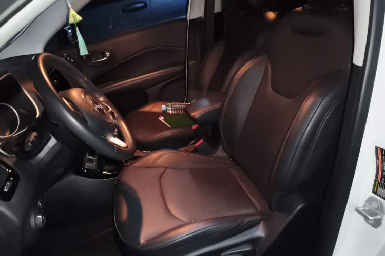 Used Jeep Compass 2020 220T Automatic Elite Edition Left Front Seat