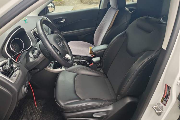 Used Jeep Compass 2020 220T Automatic Leading Edition Left Front Seat