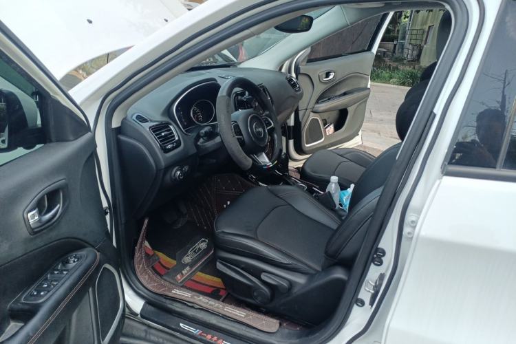 Used Jeep Compass 2020 220T Automatic Elite Edition Left Front Seat