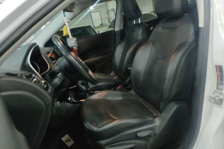 Used Jeep Compass 2020 220T Automatic Elite Edition Left Front Seat