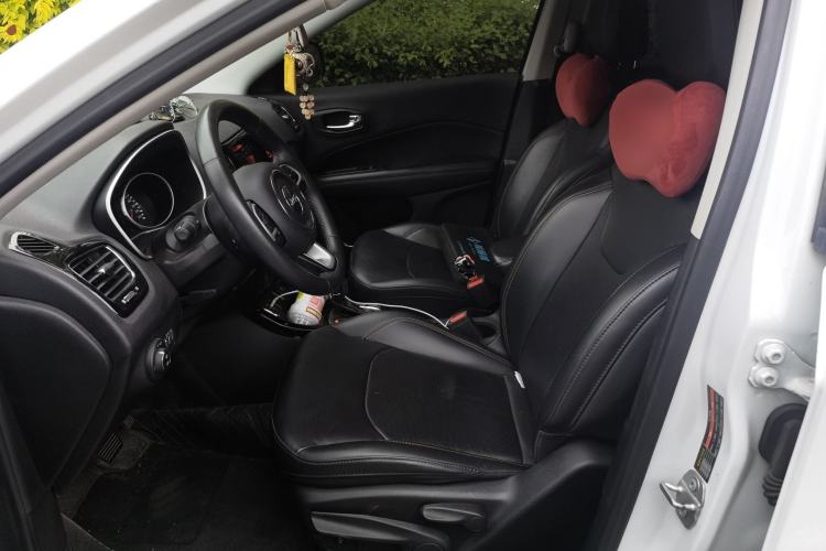 Used Jeep Compass 2020 220T Automatic Elite Edition Left Front Seat